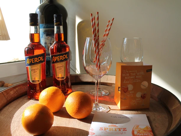Aperitif im Café