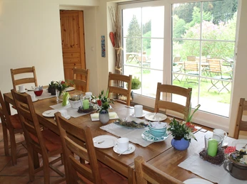 Gemütlicher Gastraum, Café Hainbach