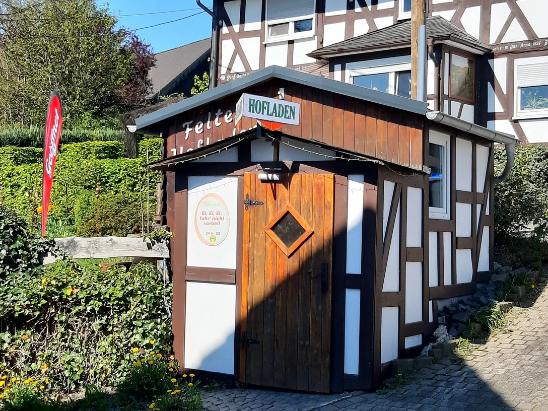 Selbstbedienungshäuschen der Familie Henk