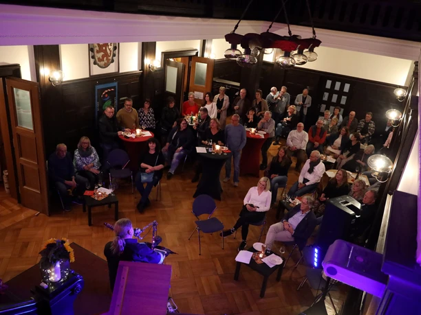 Musik und Wein im Rathaus