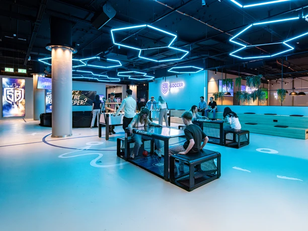 SOCCERBEAT - Fußball-Erlebniswelt Fußball-Erlebniswelt mit interaktiven Spielstationen.