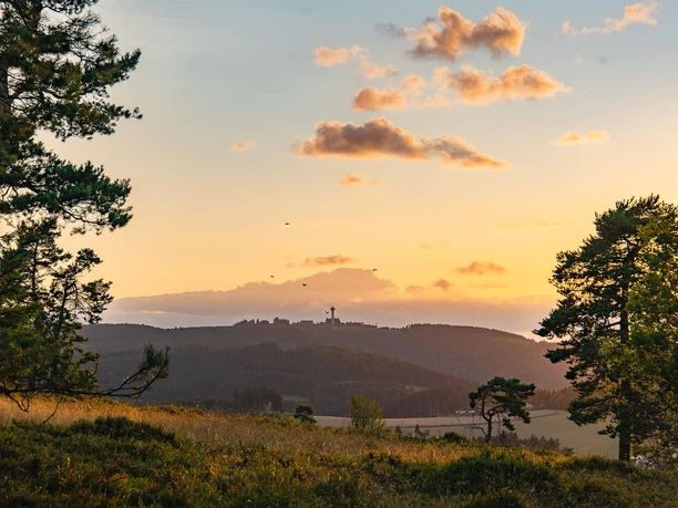 Blick vom Pön auf den Ettelsberg Blick vom Pön auf den Ettelsberg
