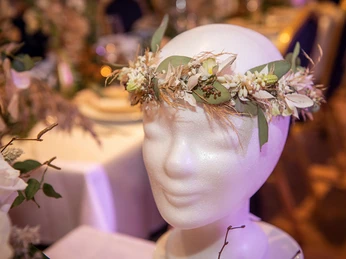 Floraler Kopfschmuck Floraler Kopfschmuck