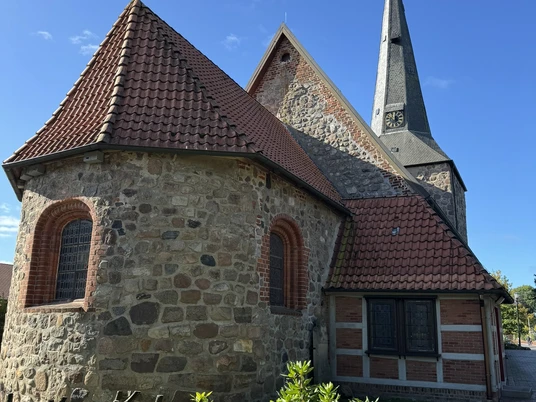 Himmelpforten-Kirche-2.JPEG