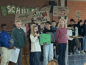 Der vierte Jahrgang hatte sich intensiv mit den Mooren beschäftigt..JPEG