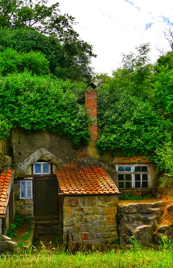 Höhlenwohnungen - Langenstein, Stefan Herfurth