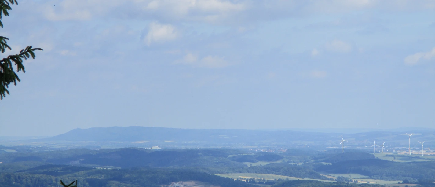 Aussicht vom Ravensberg zum Kyffhäuser
