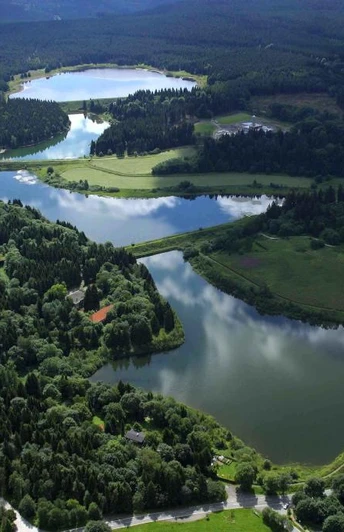 Hirschler- und Pfauenteich Kaskade