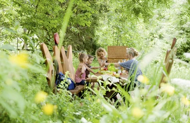 Picknick auf dem Liebesbankweg