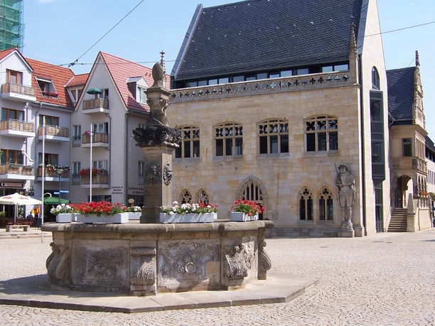 Holzmarkt und Rathaus Halberstadt