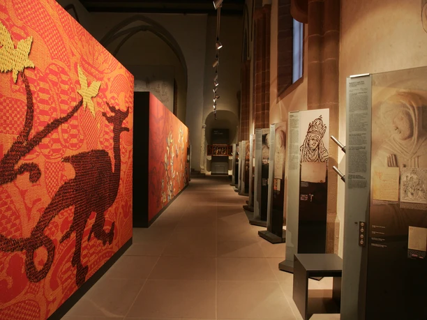 Austellung in der Klosterkirche Brunshausen