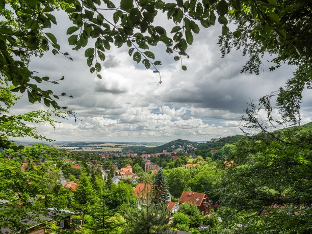 Aussicht auf Blankenburg vom Abschnitt des Panoramawanderweges