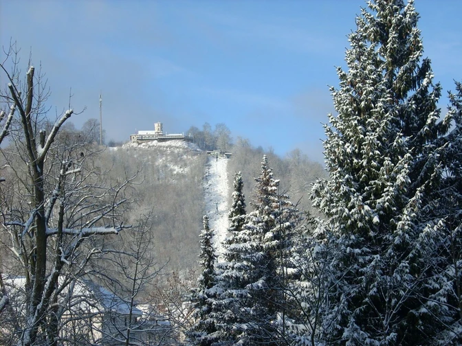 Blick auf den Hausberg