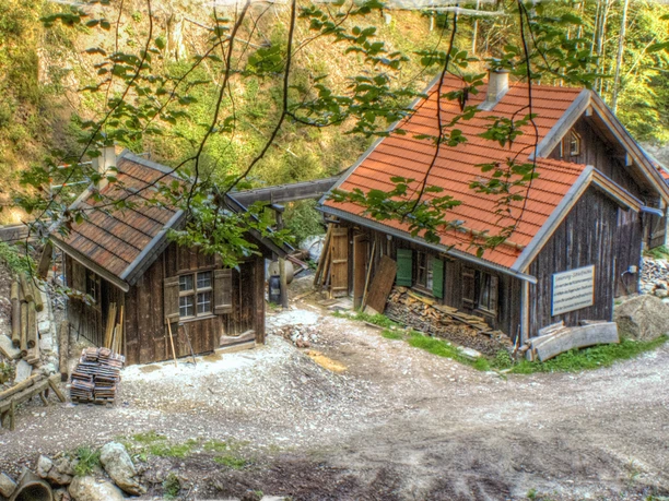 Wetzsteinmühle - restaurierte Mühle von Außen
