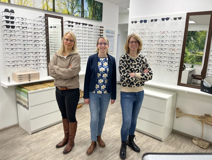 Die Belegschaft von fasch Augenoptik Die Belegschaft von fasch Augenoptik