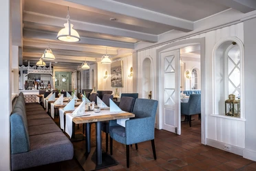 Hotel Neuwarft