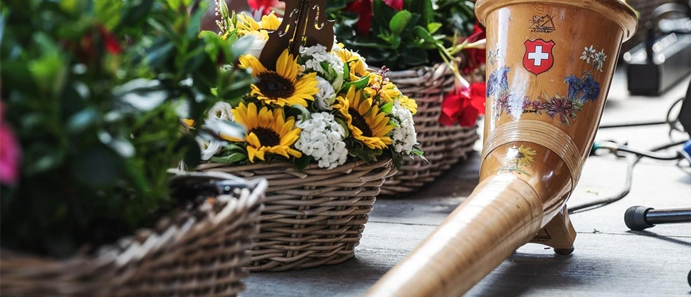 Heirassa Vorprogramm Alphorn