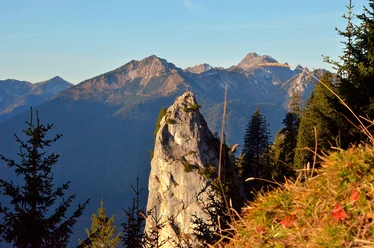 Fernwanderwerg Maximiliansweg - Pürschlingnadel mit Scheinberg und Hochplatte