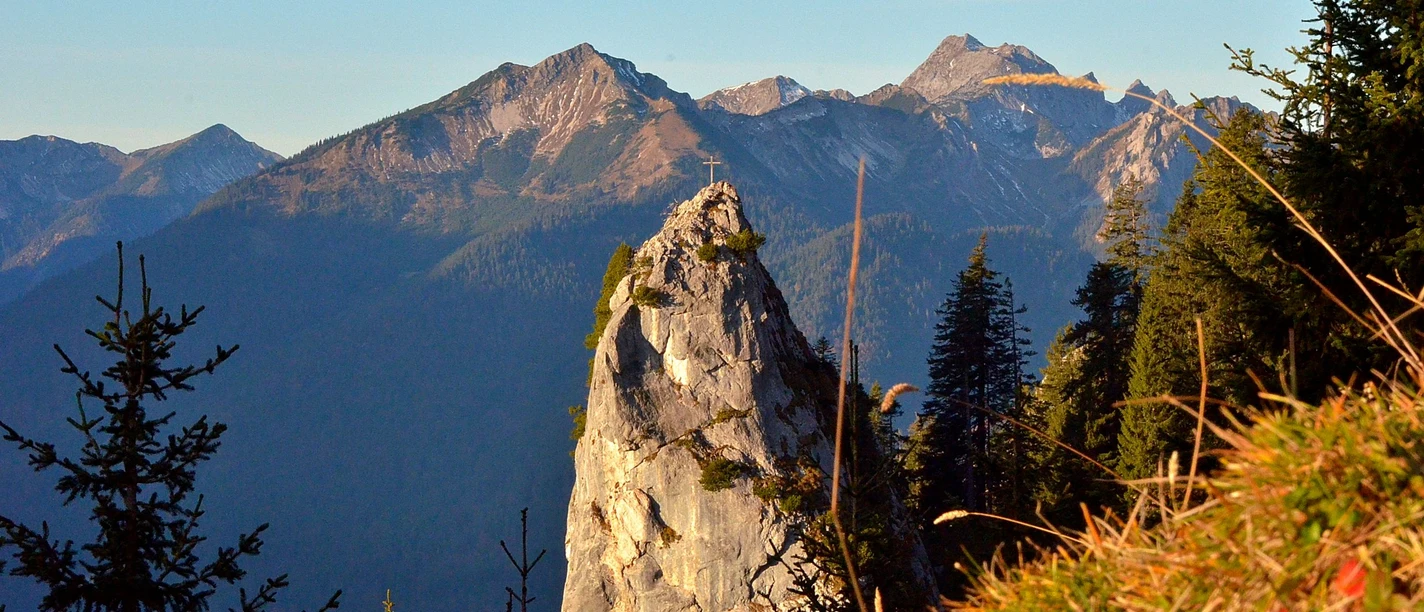 Fernwanderwerg Maximiliansweg - Pürschlingnadel mit Scheinberg und Hochplatte