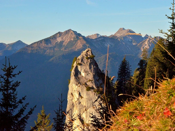 Bergtour - Gratüberschreitung im königlichen Jagdrevier - Blick auf Pürschlingnadel und Scheinberg