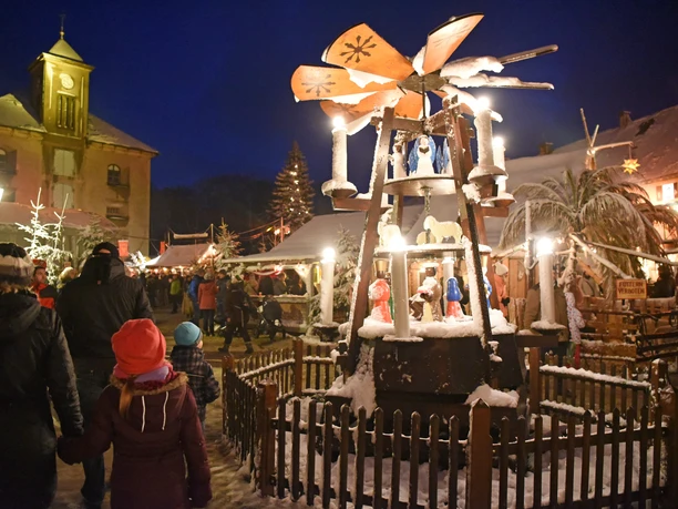 0112-weihnachtsmarkt-festung-koenigstein-c-silke-weichelt-festung-koenigstein-ggmbh.jpg