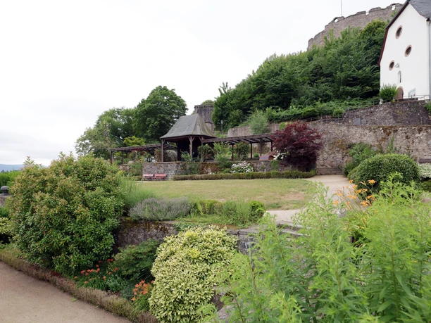 099HR-2025- Lindenfels - Kurgarten.JPG