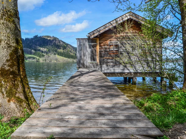 Ein Bootshaus am Schliersee.