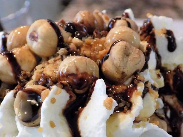 Eisbecher, Eiscafé San Remo