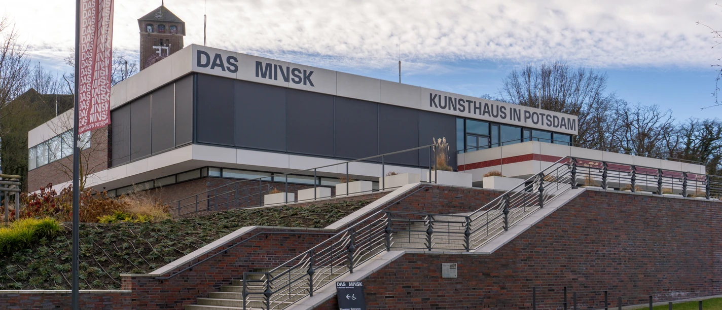 DAS MINSK Kunsthaus in Potsdam Blick auf die Außenfassade des Museums "DAS MINSK Kunsthaus in Potsdam"
