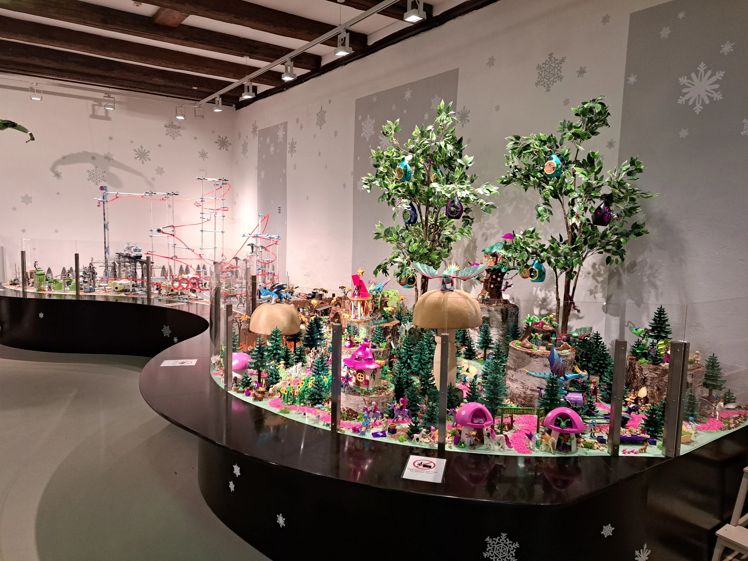 Blick in die Ausstellung "Playmobil-Winterzauber"