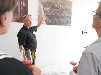 Geschichte und Location