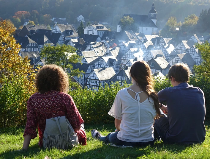 kleine Pause mit Blick auf die Freudenberger Altstadt "Alter Flecken"