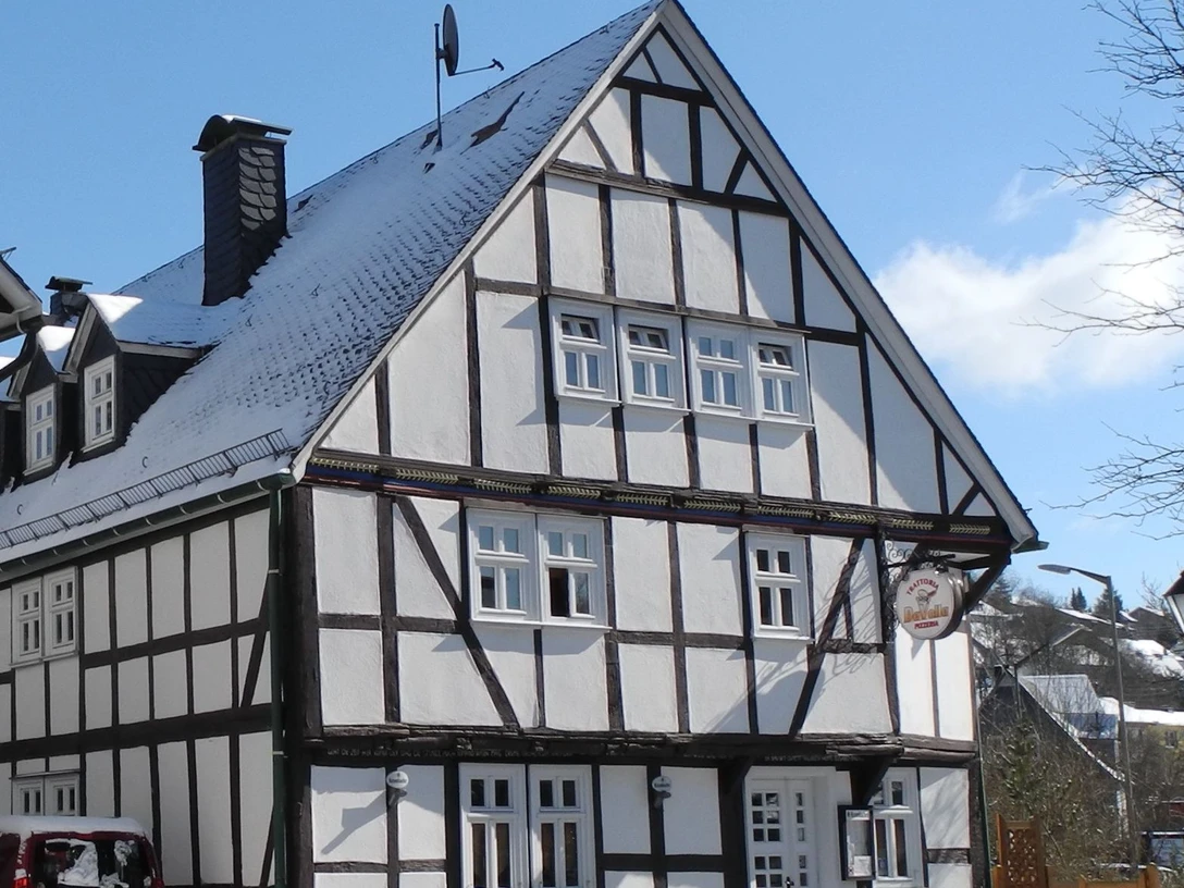 Pizzeria Da Vella im Winter