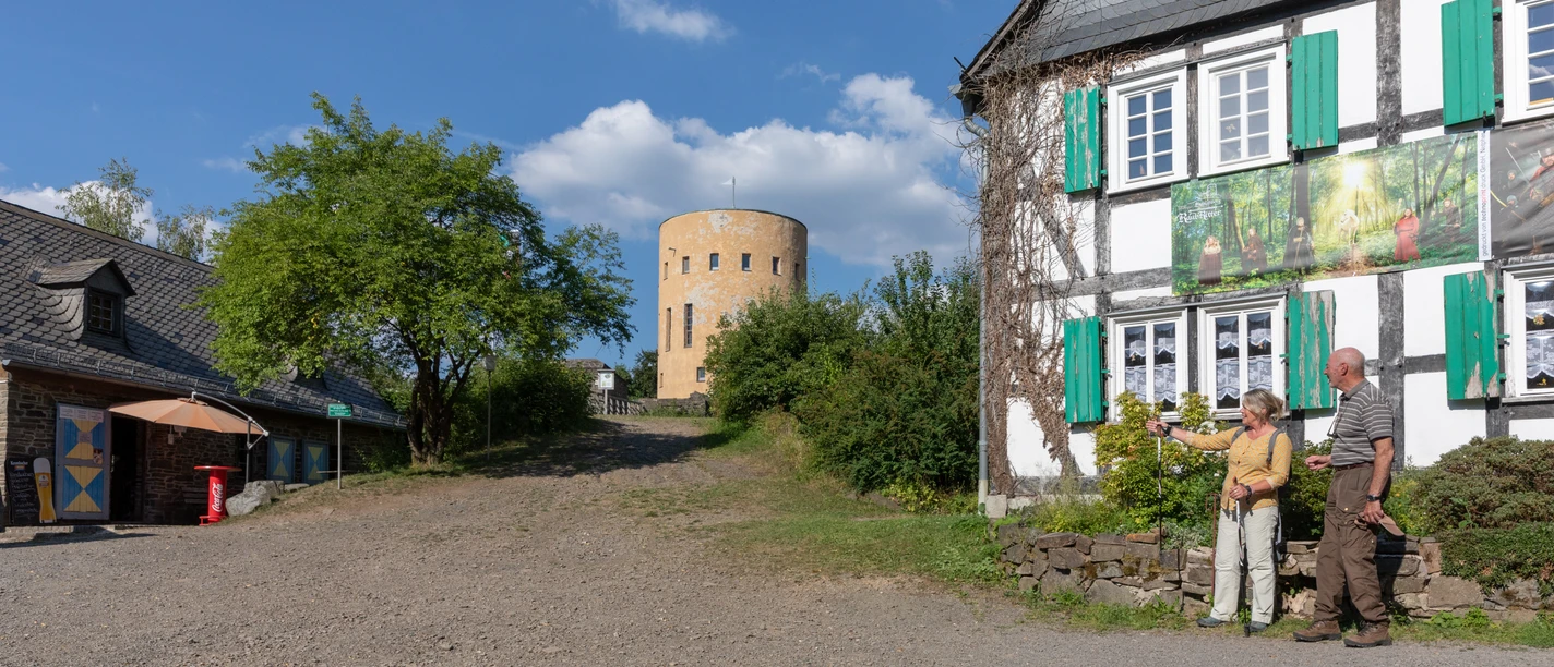 Hammergewerkehaus nahe bei der Ginsburg