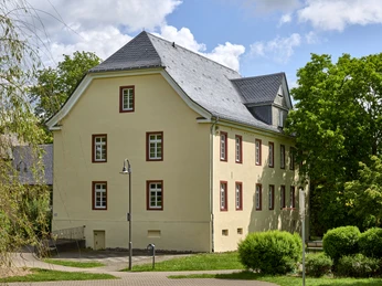 Wilhelmsburg, Gerichtswiese Hilchenbach Wilhelmsburg mit Stadtmuseum Hilchenbach