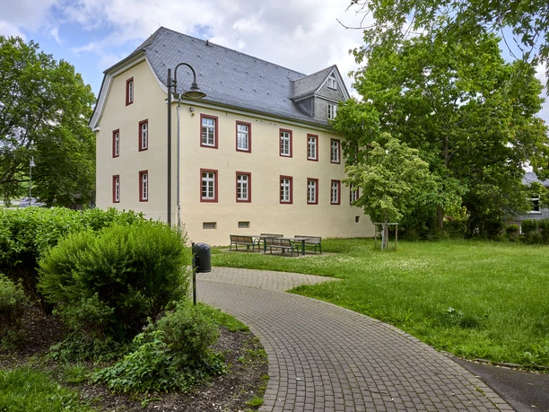 Wilhelmsburg, Gerichtswiese Hilchenbach Wilhelmsburg mit Stadtmuseum Hilchenbach