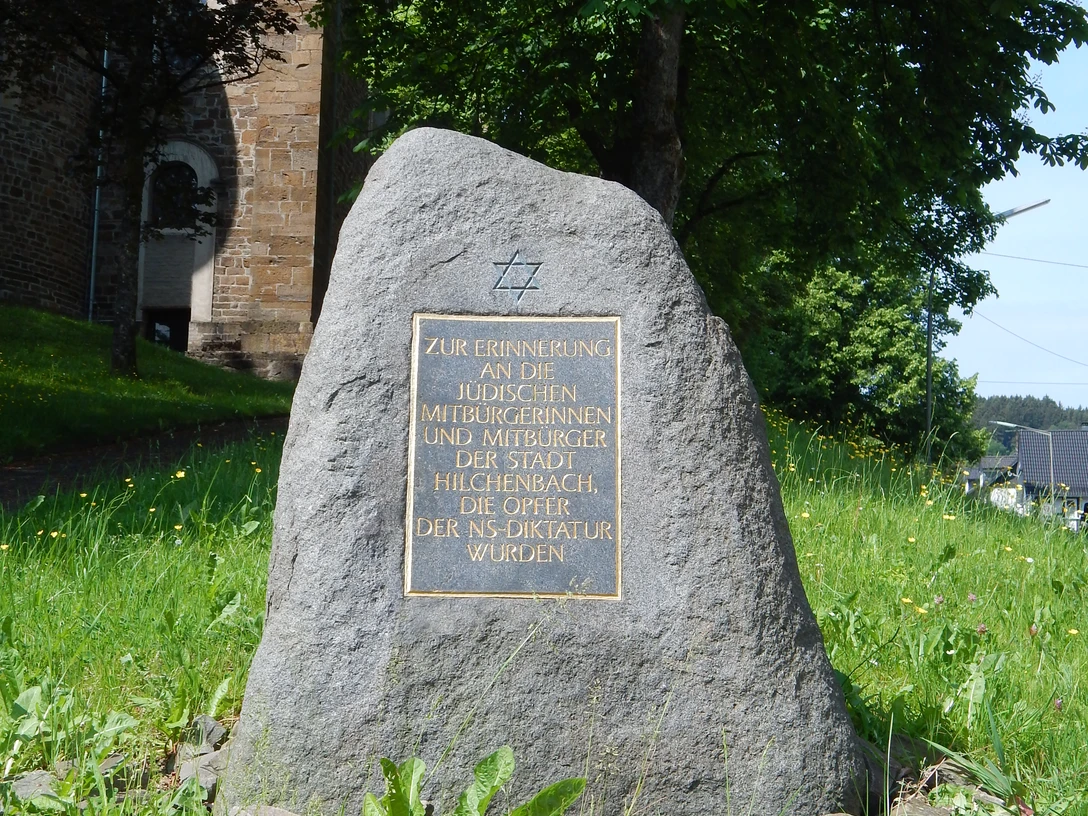 Gedenkstein an die Jüdische Geschichte