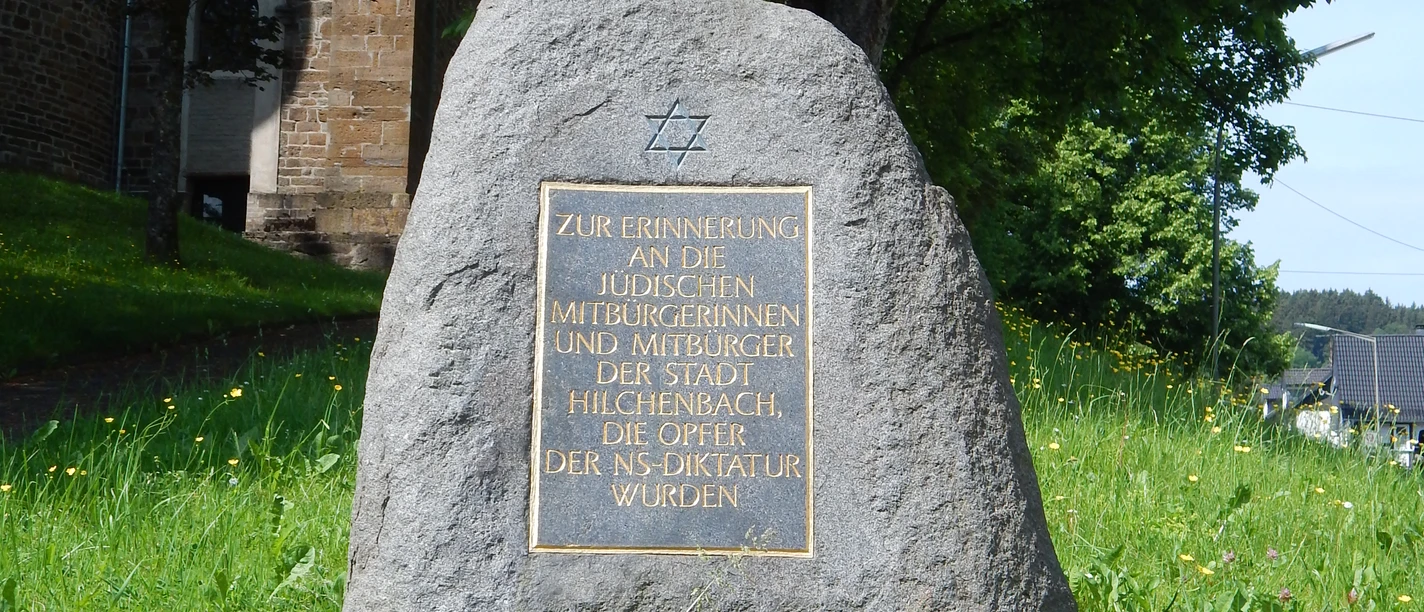 Gedenkstein an die Jüdische Geschichte