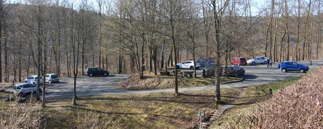 Wanderparkplatz an der Breitenbachtalsperre