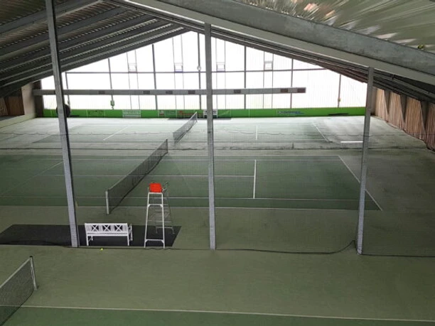 Tennis- und Squashpark Tennishallen