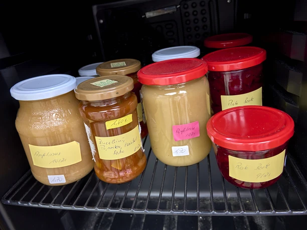 Hofladen am Straßenrand in Helbershausen, Hilchenbach Hofladen am Straßenrand in Helbershausen, Hilchenbach