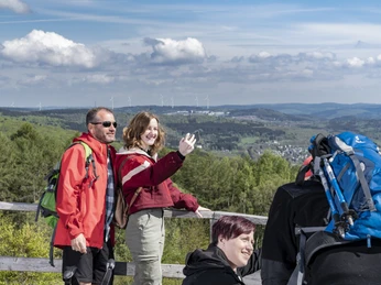 Aussichten und Informationen an der Tongrube