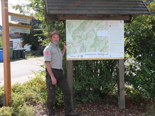 Wandertafel am Prkplatz Hickengrundhalle