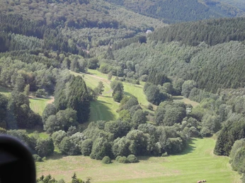 Blick ins Buchhellertal