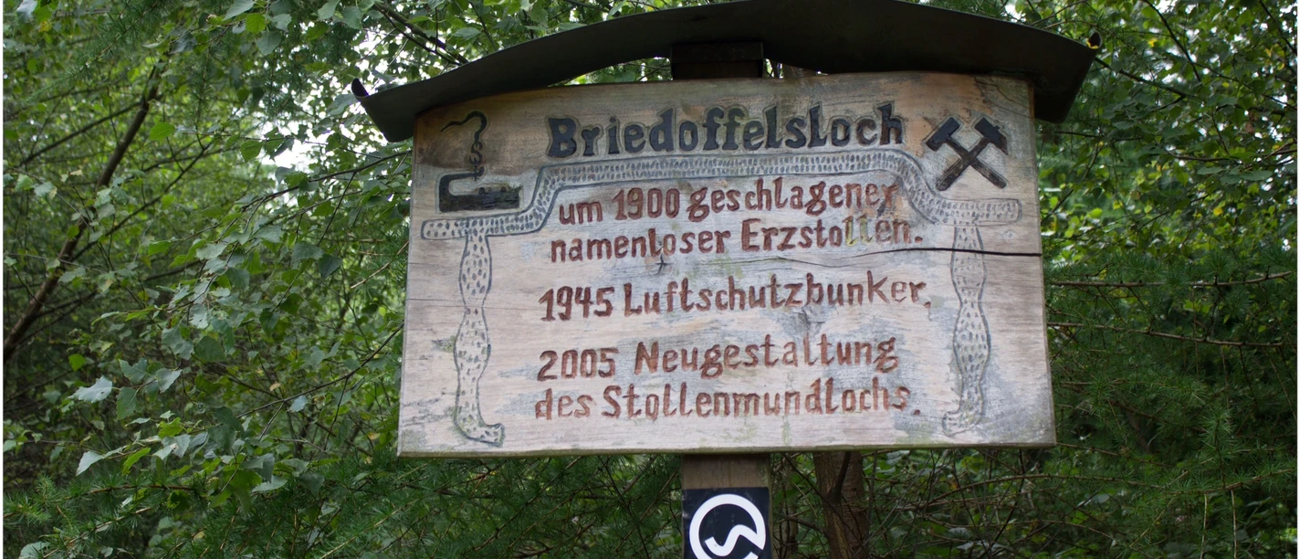 Infotafel am Briedoffelsloch