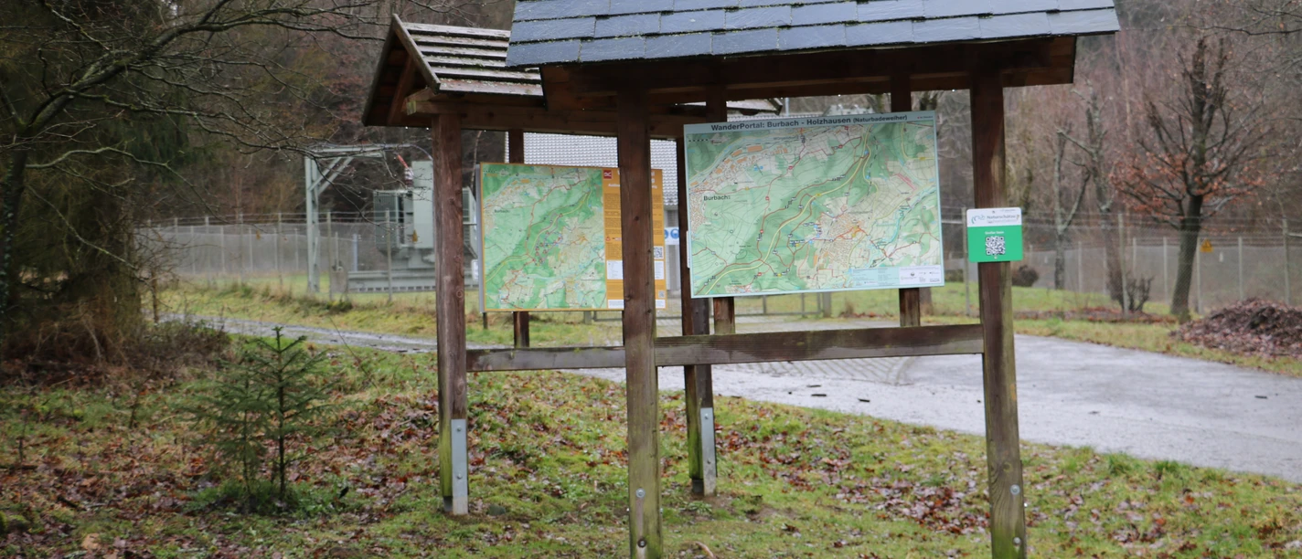Wandertafeln am Wanderparkplatz Zum Großen Stein