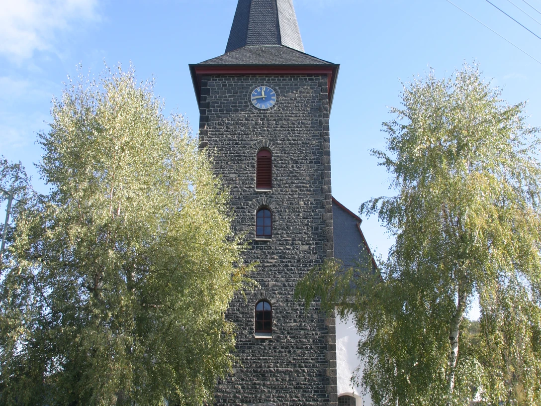 ev. Kirche Niederdresselndorf