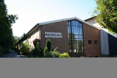 Außenansicht Festhalle Wilnsdorf