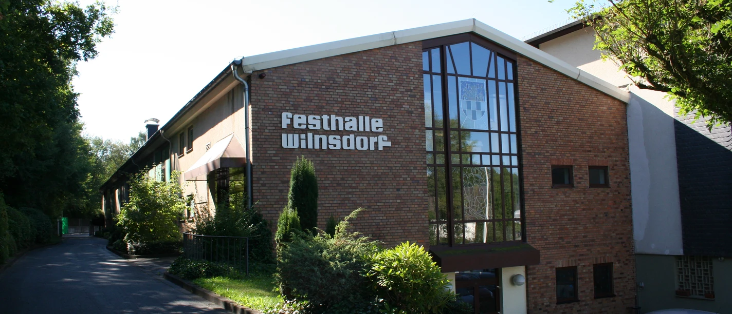 Außenansicht Festhalle Wilnsdorf