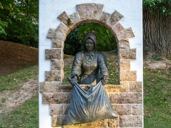 hessisch_lichtenau_frau_holle_park_5532a